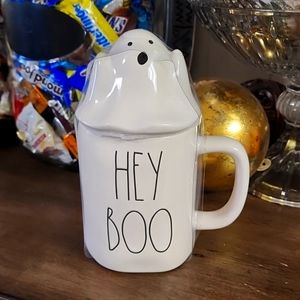 Rae Dunn  Halloween mug